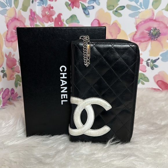 💯Authentic Calfskin Cambon Zip Around Organizer Wallet Black White 🍀 - Picture 16 of 17